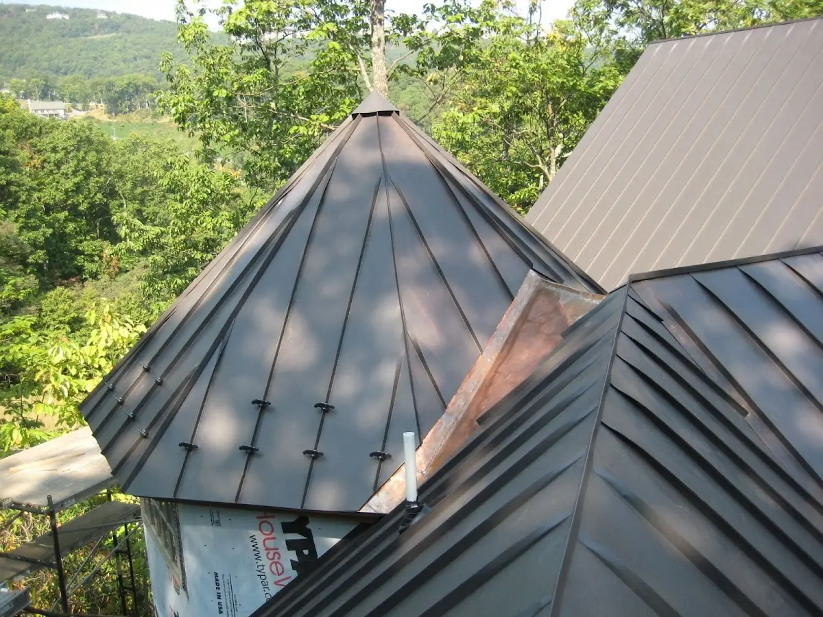 Professional Shingle Replacement & Repair by Craftsman Roofing in El Nido